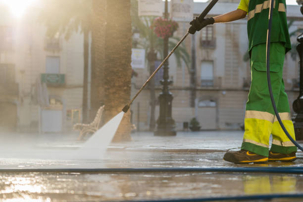 Best Gas Station Cleaning  in Watergate, FL